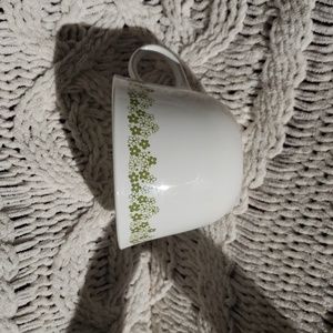 Vintage Corelle green daisy / spring blossom coffee/tea cup